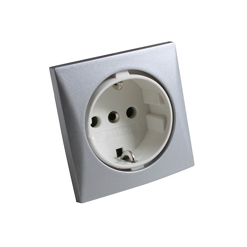 230V Einbausteckdose